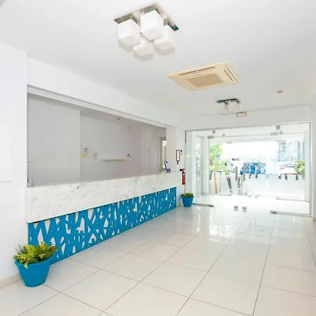 Calypso - Coralli Beachfront Daire *